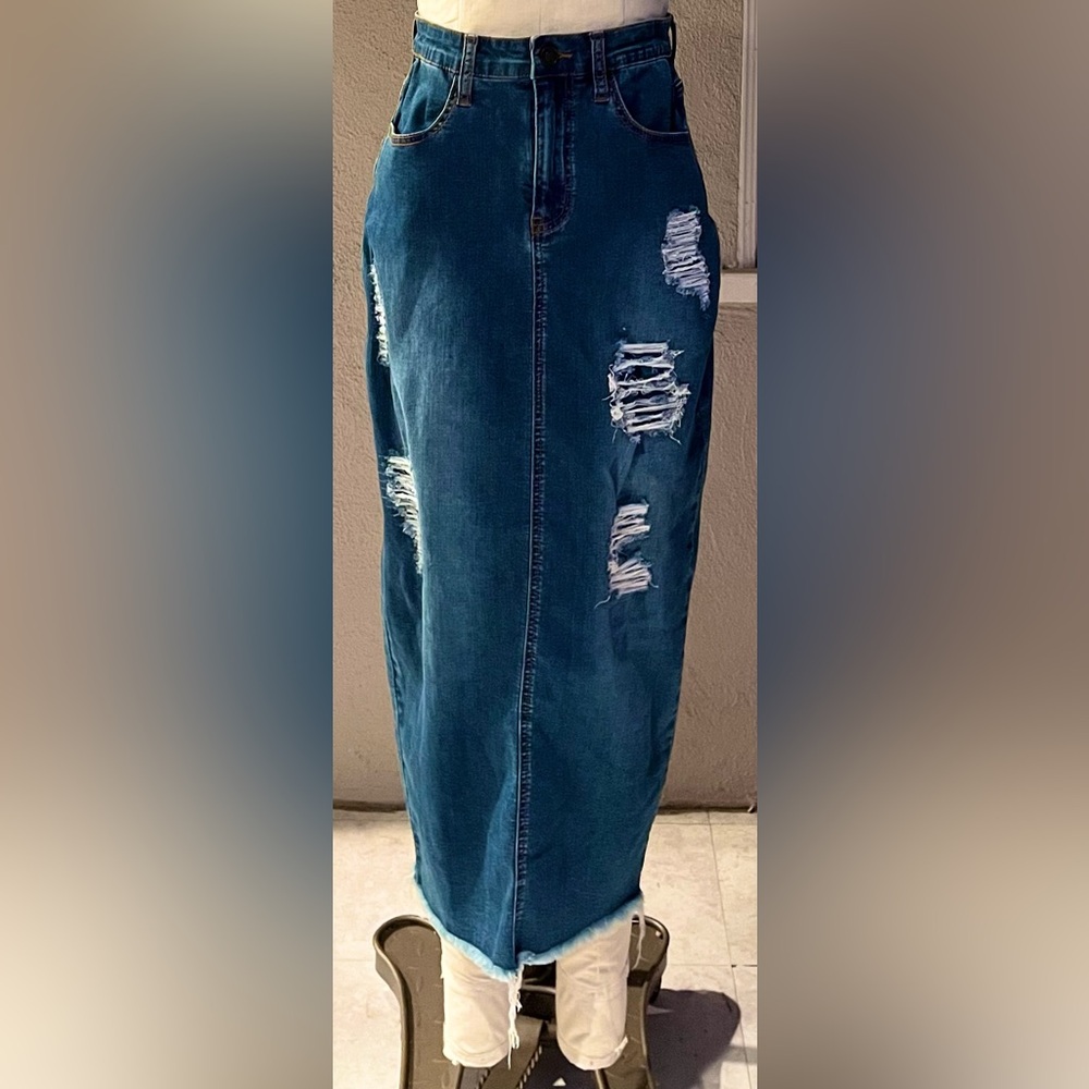 Trendy Ripped Denim Long Skirt